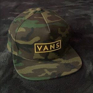 camouflage vans hat